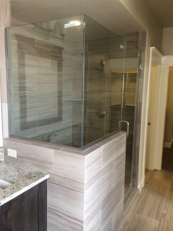 Glassdoor Installatin bathroom shower Enclosure
